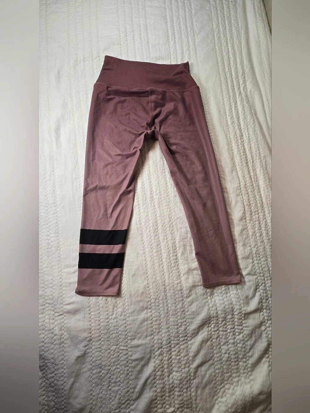 ALO Yoga Mauve Crop Leggings with Black Knee Stripes